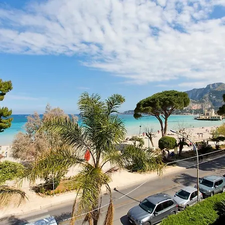 Marea Mondello Вилла